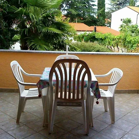 Apartment In Porec/istrien 31168